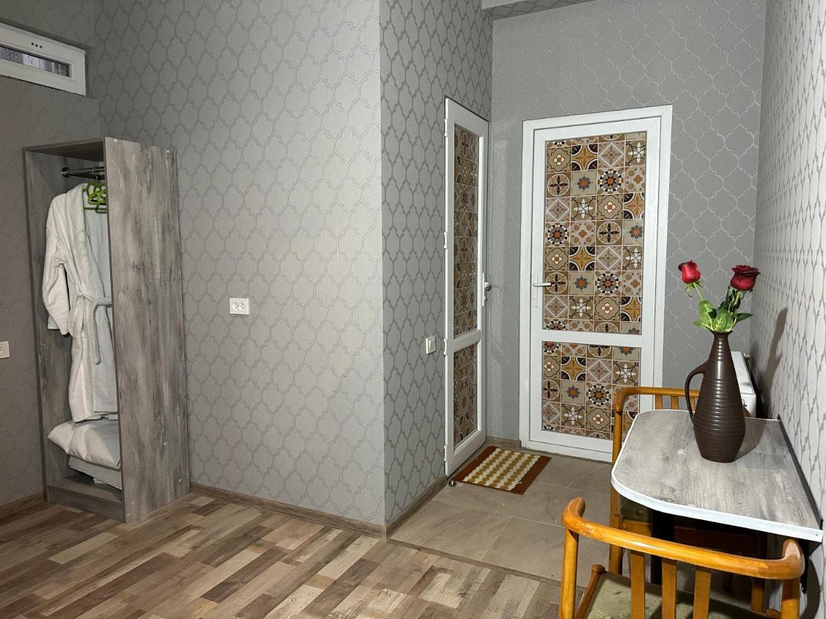 Nid Hotel Tiflis Exterior foto
